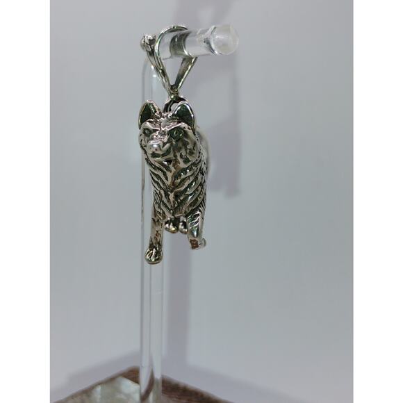 Solid Sterling Silver Wolf Pendant - Picture 4 of 7